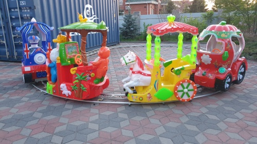 Детская железная дорога "Веселый паровозик" (работает от 220 v)  фото 2