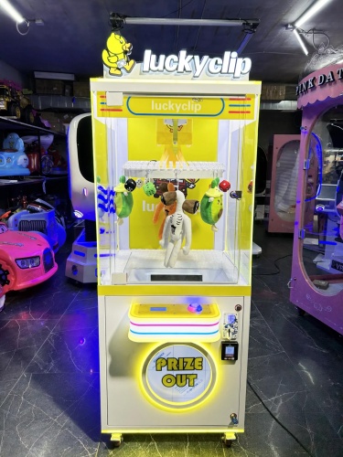 Игровой автомат палочка, прищепка, призовой автомат "Lucky Clip" фото 3